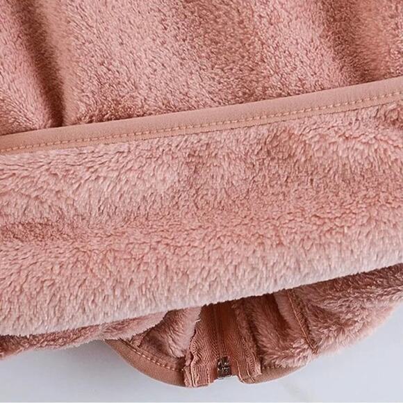 New  mid layer fleece jacket 3T - Picture 5 of 5